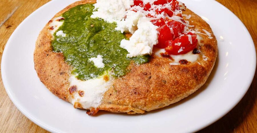 Genoa: The Ultimate Traditional Food and Drinks Tour - A bakery stop for focaccia and local snacks