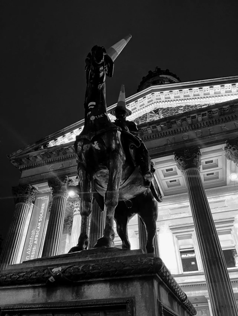 Glasgow: Scottish Rogue Whisky Pub Crawl - What $83 gets you