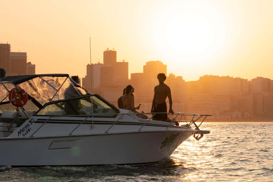 Glória: Sunset Speedboat Cruise with Drinks and Snacks - Quick points before you book