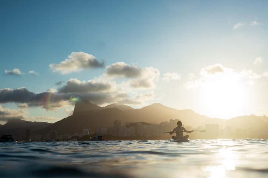 Glória: Sunset Speedboat Cruise with Drinks and Snacks - Adão Beach: a 50-minute break from the boat