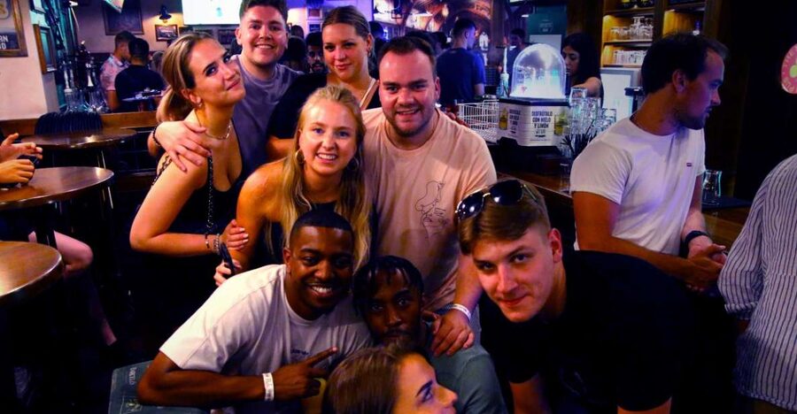 Granada: Pubs & Clubs Crawl with Drinks & Club Entry Ticket - The second bar: keep the pace moving