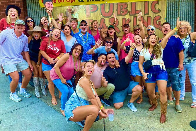 Guided Pub Crawl Walking Tour of Downtown Nashville - A moving introduction to downtown Nashville