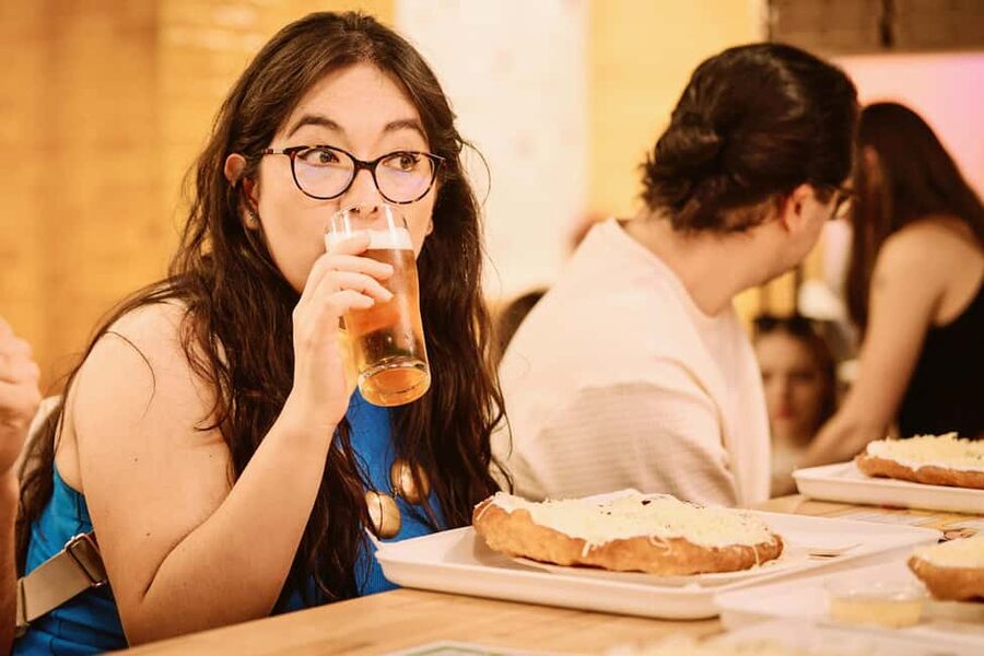Guided Tipsy Food Tour with Drinks Included in Budapest - Flódni and Jewish-Hungarian food traditions