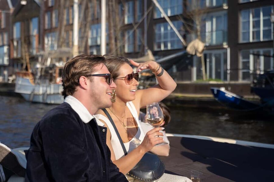 Haarlem: Unlimited Drinks City Cruise - Forty Minutes Through Haarlem-Centrum