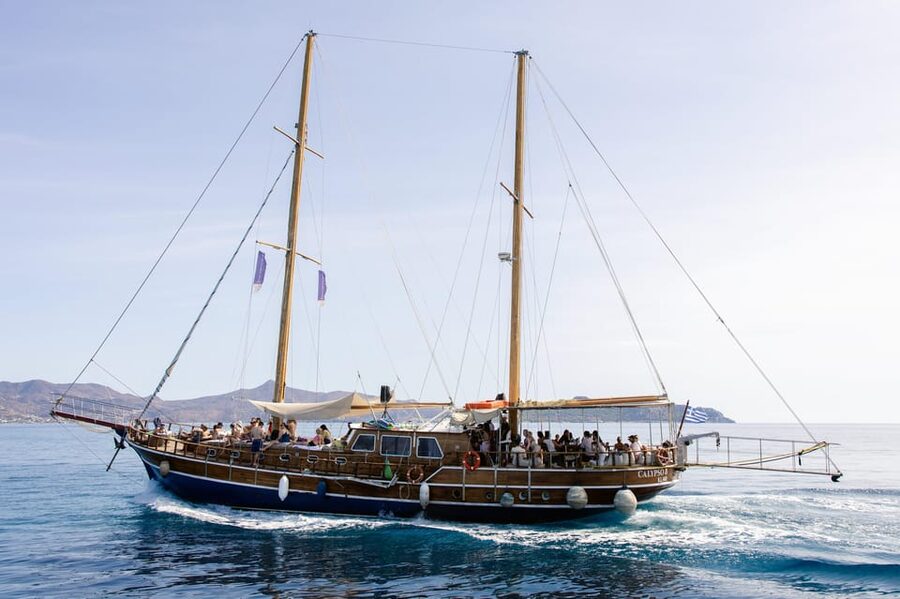 Half-Day Athens Cruise: Swim Stop,Lunch, and Drinks Included - Who Will Enjoy This Cruise Most
