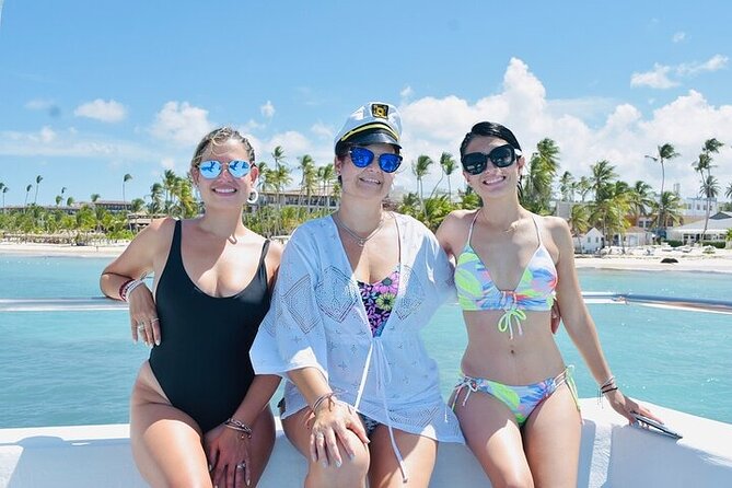 Half-Day Private Party Boat and Snorkeling in Punta Cana - What the private beach adds to the day
