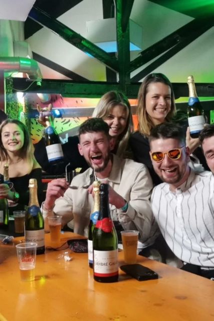 Halloween Haunts: Lisbon Pub Crawl Experience - The first bar and the Bloody Mary shot