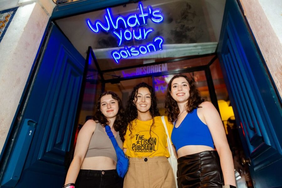 Halloween Haunts: Lisbon Pub Crawl Experience - Walking through Bairro Alto in costume