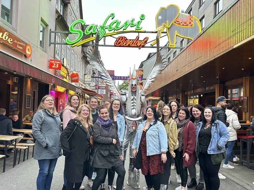 Hamburg: Reeperbahn pub crawl with insider-guide & shots - Why reserved entry is useful on the Reeperbahn