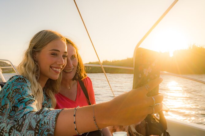 Happy Hour Sunset Cruise - Drinks, snacks, and the happy hour value
