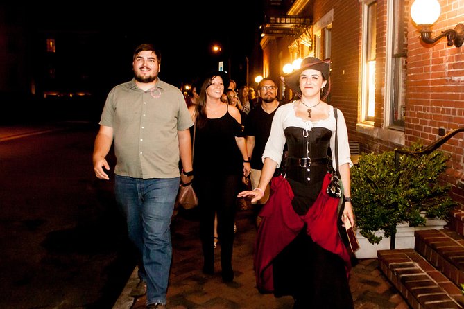 Haunted Chicago Booze and Boos Ghost Walking Tour - Walking through Lincoln Park’s spooky side