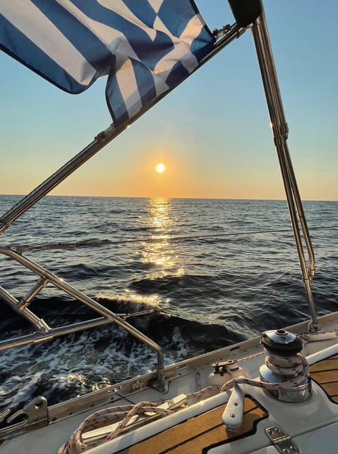 Heraklion: Sailing Cruise to Dia Island with Drinks and Meal - What the $106 price really covers