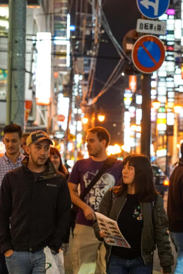 Hiroshima: Bar Hopping Food Tour - What the guide adds