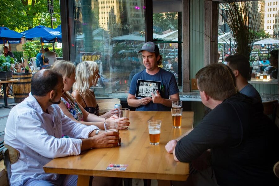 History Tour Pub Crawl of Famous Gaslamp Quarter - Stop one: settling in with local beer