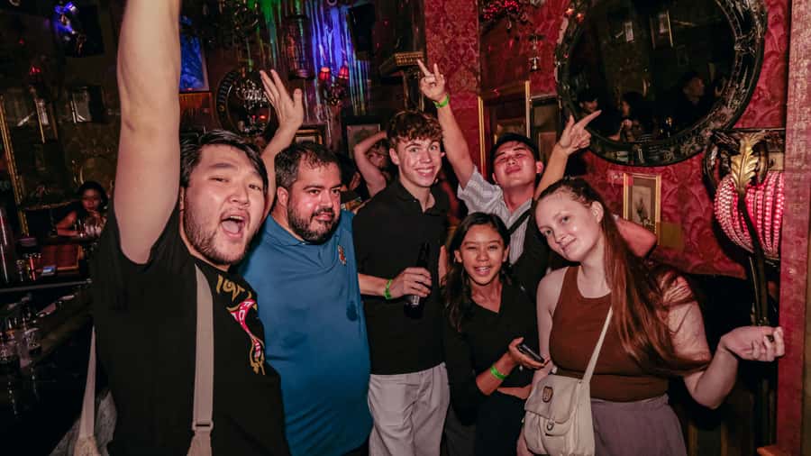 Hong Kong: 3-Hour Lan Kwai Fong Pub Crawl - Is $20 good value for a Hong Kong night out?