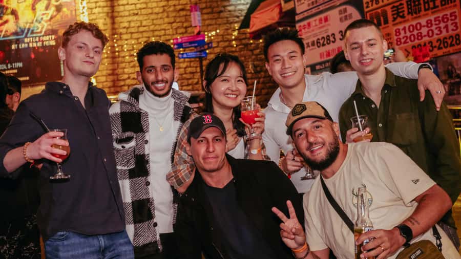 Hong Kong: 3-Hour Lan Kwai Fong Pub Crawl - Why Lan Kwai Fong works for this format