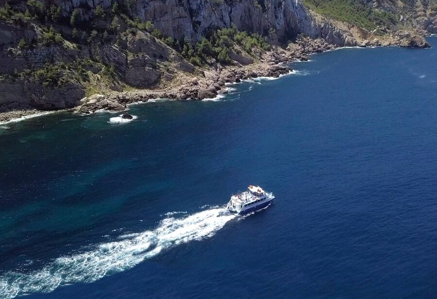 Ibiza: Cala Salada & North Cruise with Drinks & Snorkeling - Timing, weather, and small practical details