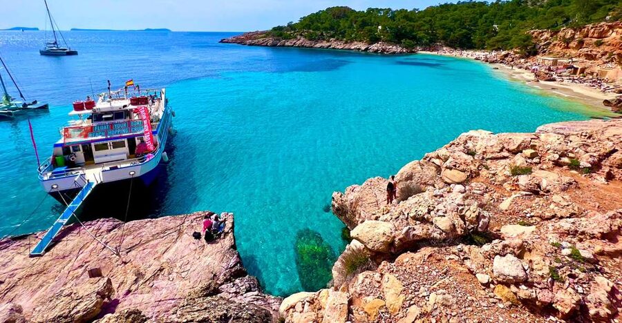 Ibiza: Cala Salada & North Cruise with Drinks & Snorkeling - Aquarium Cap Blanc takes about 20 minutes