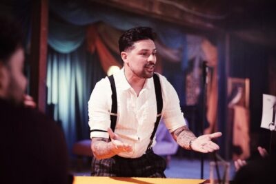 Immersive Magic Experience with Craft Cocktails in London