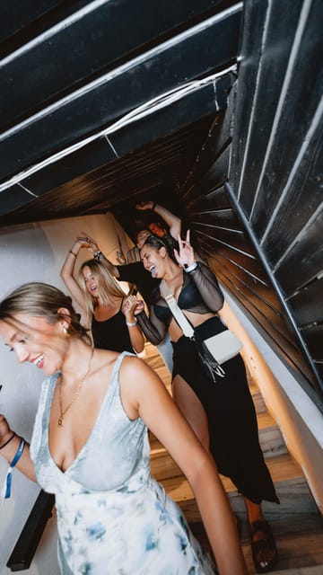 Ios: Pub Crawl with 5 Venues, 5 Shots, and 5 VIP Entrances - Starting at 23:00 in Ios Chora