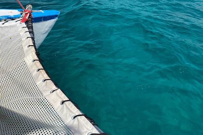 Isla Mujeres Basic Tour in Catamaran with Snorkel and Open Bar - Weather can change the whole experience