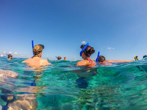 Isla Mujeres Catamaran, Open Bar & Optional Buffet and pick up - The Caribbean crossing is part of the attraction