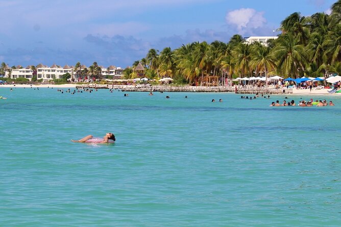 Isla Mujeres Catamaran Tour with Snorkeling at MUSA, Buffet Lunch & Open Bar - The return sail and open bar
