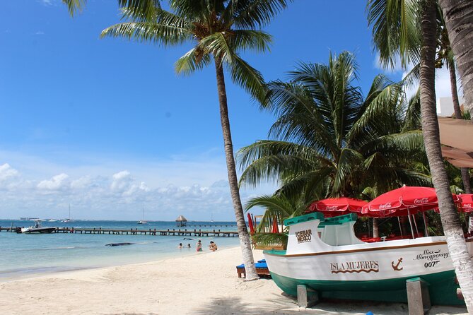 Isla Mujeres Catamaran Tour with Snorkeling at MUSA, Buffet Lunch & Open Bar - Practical packing advice for a full day at sea