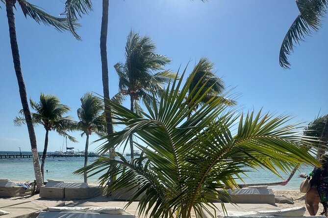 Isla Mujeres Plus Tour with Snorkeling Buffet and Open Bar - Music, drinks, and the coastal return to Cancun