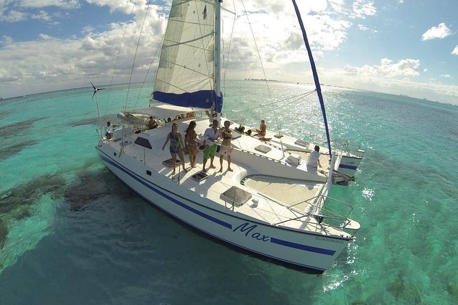 Isla Mujeres tour from Cancún (open bar, lunch ) - Who will enjoy this Cancun boat day