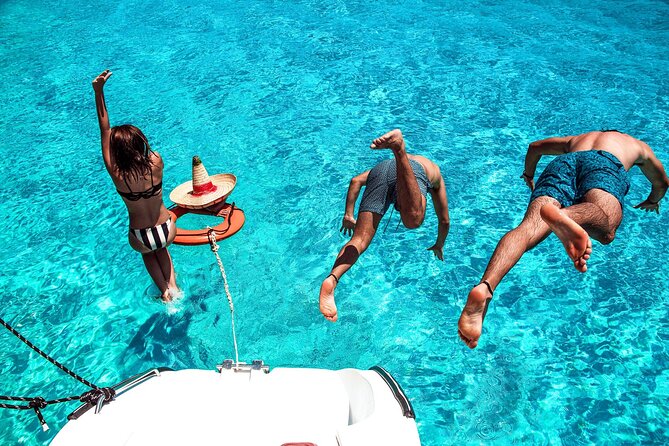Isla Mujeres Tour on Catamaran with Snorkel, Open Bar, Buffet & Beach club - Who should book this Isla Mujeres cruise