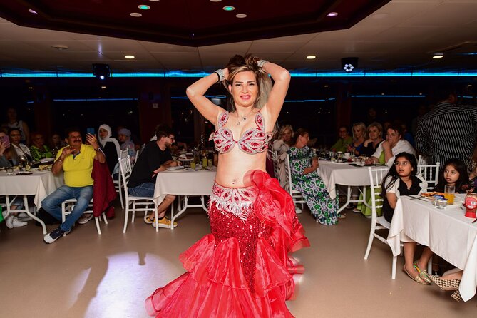 Istanbul Bosphorus Dinner Cruise with Drinks and Shows - Dinner, drinks, and what to expect at the table