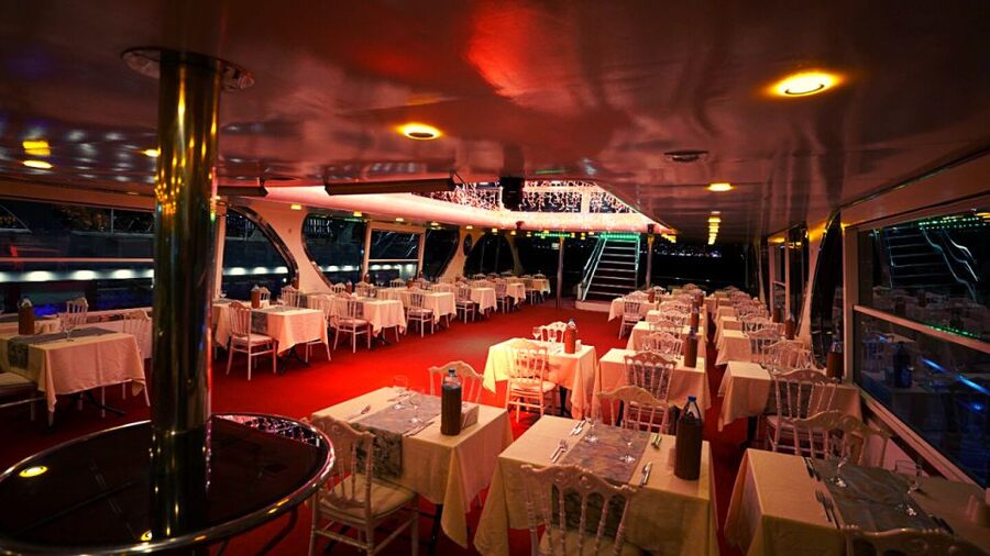 Istanbul: Bosphorus Dinner Cruise with Drinks & Turkish Show - Is the $45 price good value?