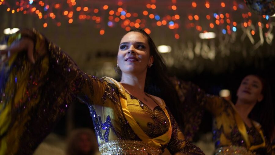 Istanbul: Bosphorus Dinner Cruise with Drinks & Turkish Show - The Bosphorus sights after dark