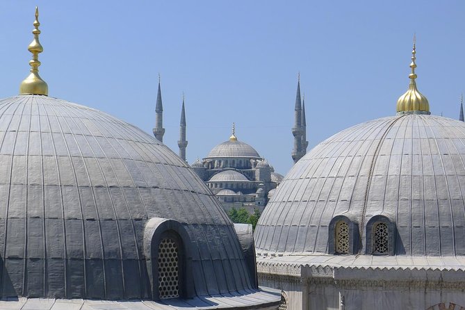 Istanbul Highlights: Guided Tour with Turkish Tea or Coffee - Blue Mosque: dress rules and a living place of worship