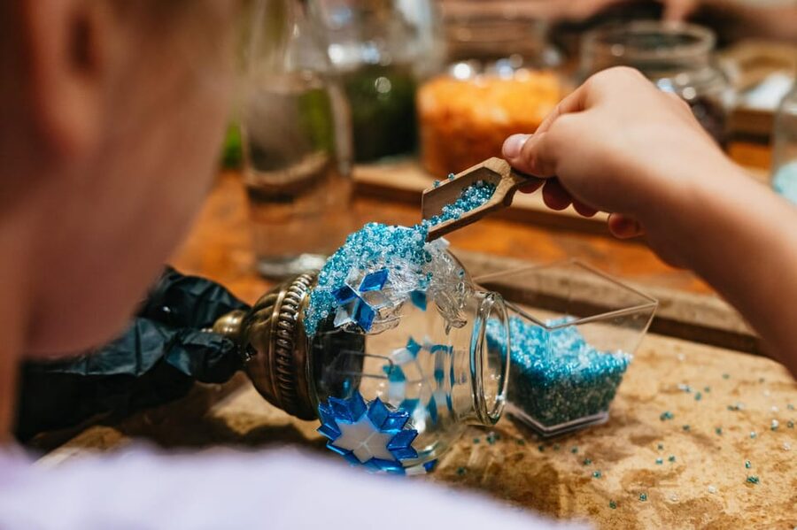 Istanbul:Original Turkish Mosaic Lamp Workshop w/ Snacks - Assembling the lamp and packing it for the journey
