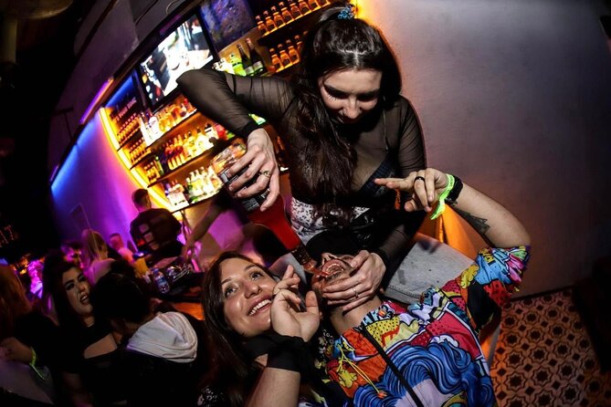 Istanbul Party Pub Crawl with Party Bus in Sultanahmet and Taksim - Should you book the Istanbul Party Pub Crawl?