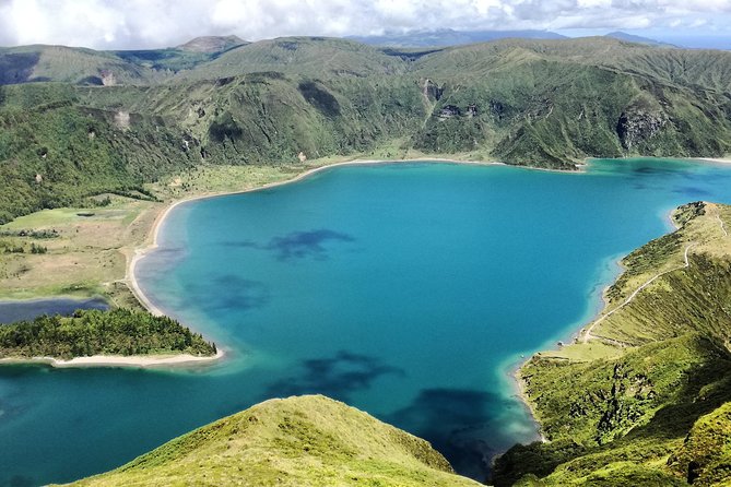 Jeep Tour Full Day Sete Cidades & Lagoa do Fogo with lunch and drinks included. - Lagoa do Fogo is the afternoon payoff
