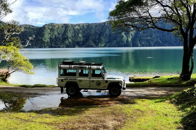 Jeep Tour Full Day Sete Cidades & Lagoa do Fogo with lunch and drinks included. - How the eight-hour day feels