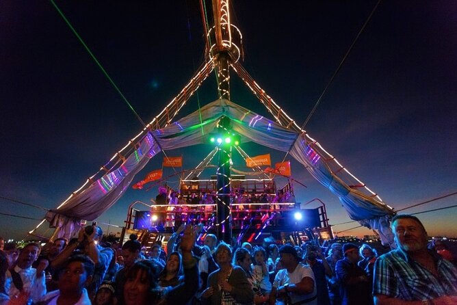 Jolly Roger Pirate Show and Dinner Cruise with Open Bar - Practical details for a smoother evening