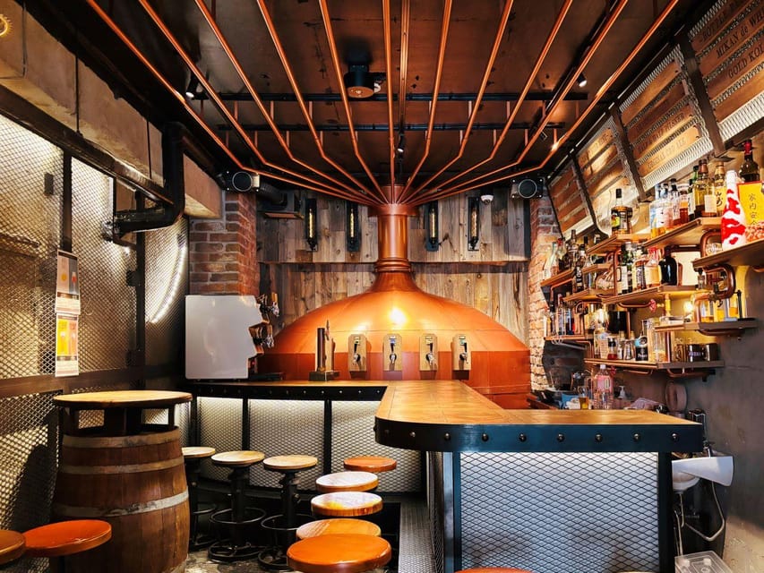 Kabukicho bar hopping & grab a bite tour - Who will enjoy this evening most