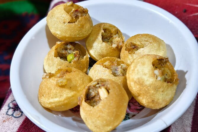 Kathmandu: Food, Drink and Shopping Rickshaw Tour - What the $30 price really covers