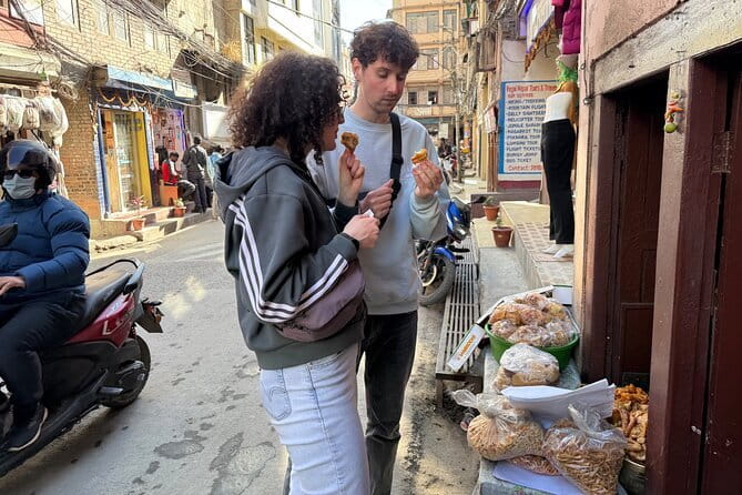 Kathmandu: Food, Drink and Shopping Rickshaw Tour - The rickshaw ride gives you a different view