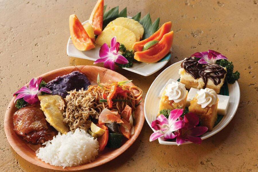 Kauai: Buffet Dinner with Open Bar and Luau Kalamaku Show - Key points at a glance