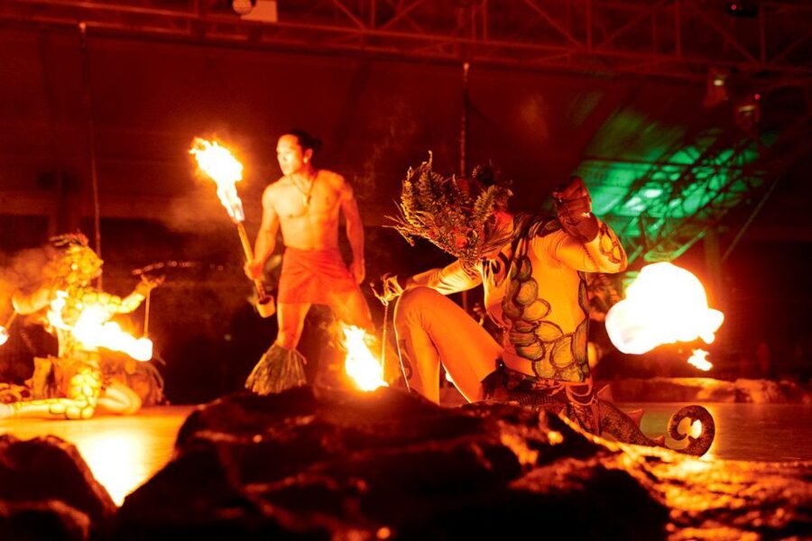 Kauai: Buffet Dinner with Open Bar and Luau Kalamaku Show - Is $179 a fair price?