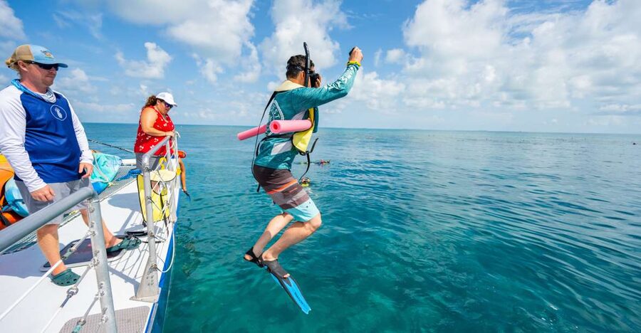 Key West: Afternoon Reef Snorkel Tour with Open Bar - Getting comfortable with mask and fins