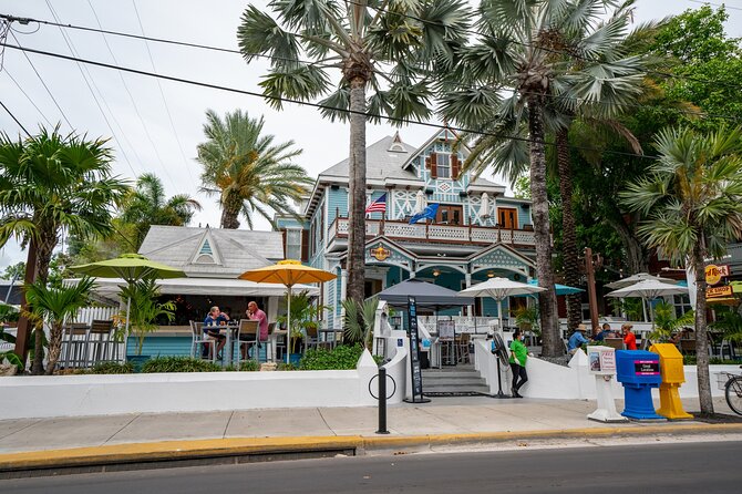 Key West: Haunted Pub Crawl Walking Tour - Captain Tony’s Saloon and its strange details
