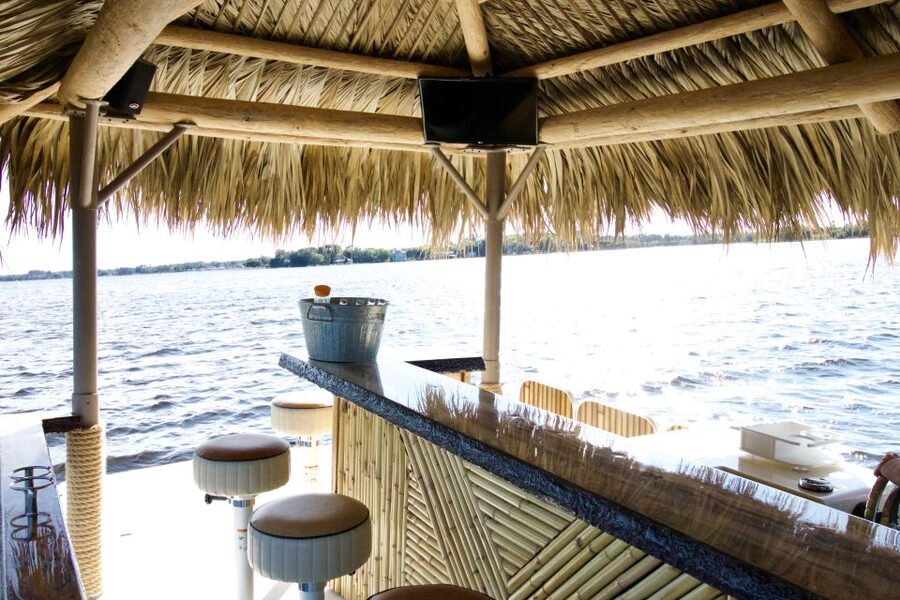 Key West: Private Tiki Bar Party Boat & Mini Sandbar - A two-hour tiki boat outing in Key West
