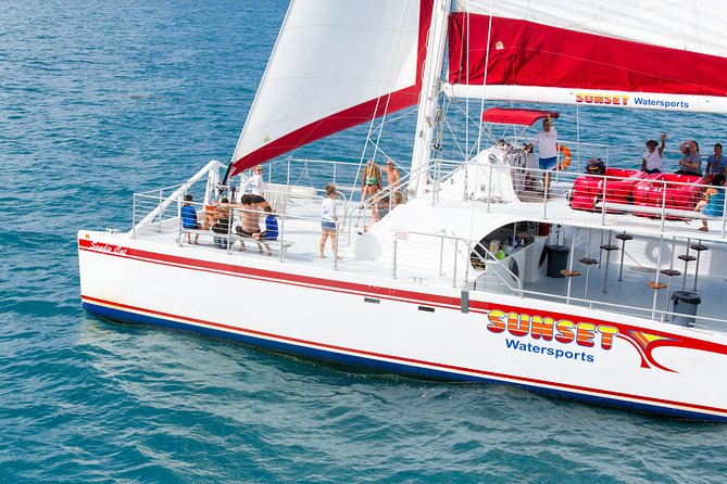 Key West Signature Sunset Sail with Live Music, Open Bar & Food - Live music, from easy listening to party mood