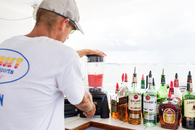 Key West Sunset Cruise: Dinner, Live Music & Drinks Included - Who should book this cruise?